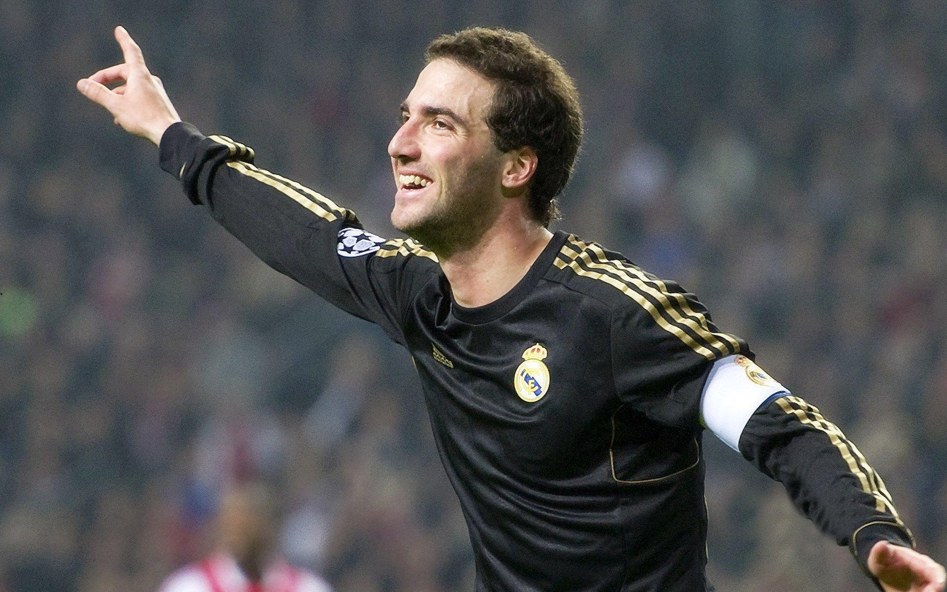 纳达尔强势回归红土赛场 法网前景引热议：非凡体育平台