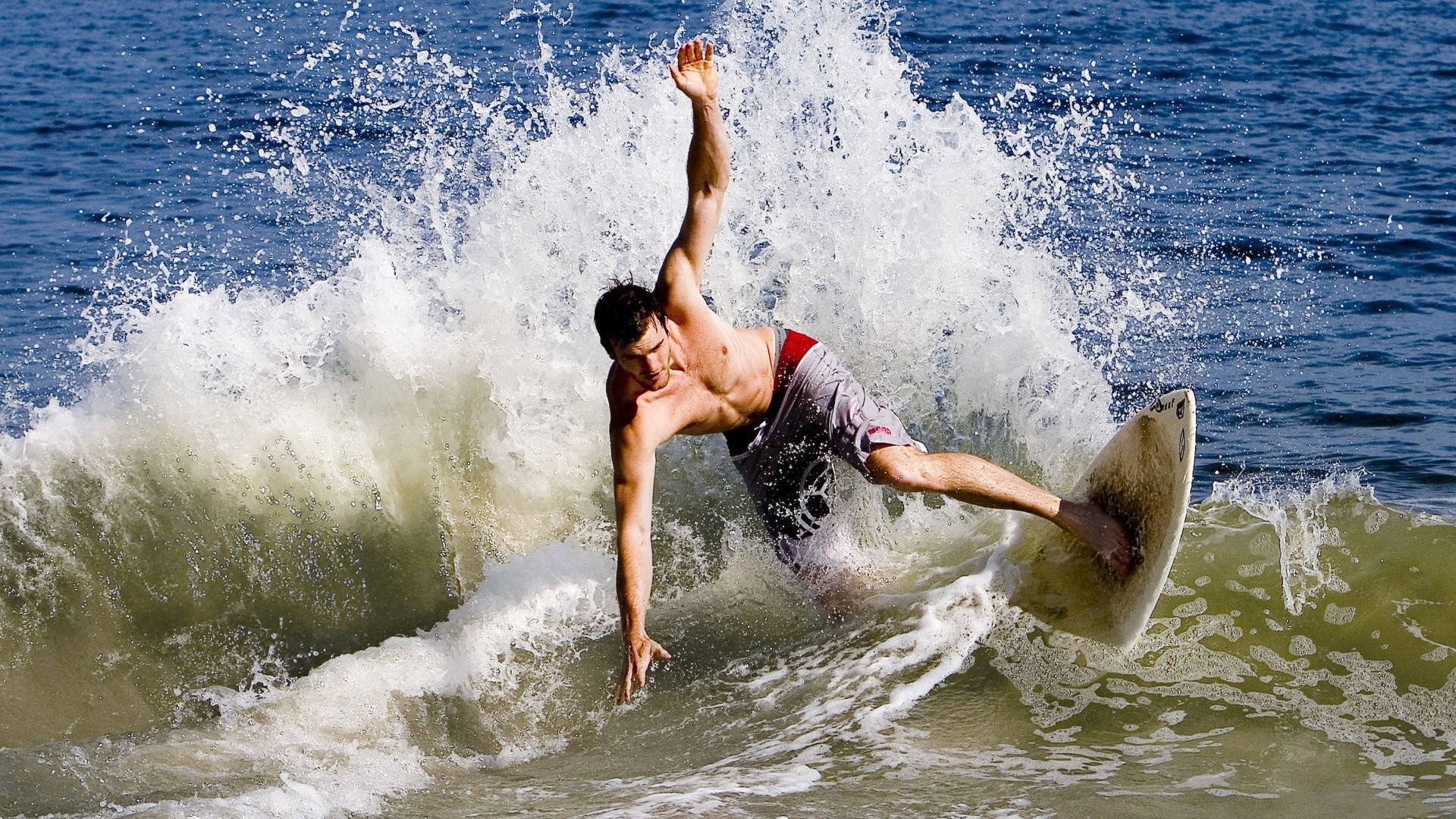 体育公益携手前行，明星运动员助力乡村儿童体育梦想